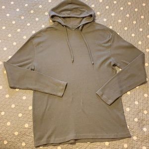 Men’s grey hoodie